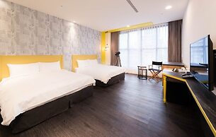 Hotel Half