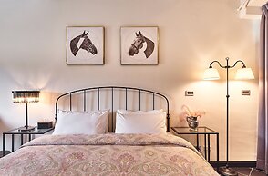 noir B&B