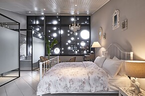 noir B&B