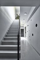 noir B&B
