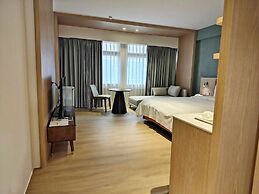 East Coast Hotel
