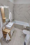 Opera Apartments