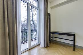 Opera Apartments