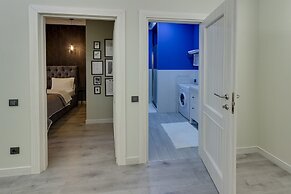 Opera Apartments
