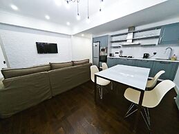 Opera Apartments