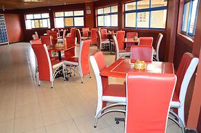 Golden Goose Hotel