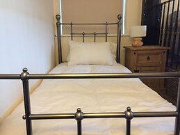 Findon Rest