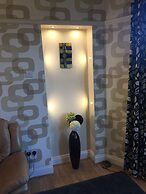 Great location 1 Bedroom Scotstoun Flat