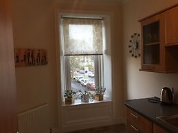 Great location 1 Bedroom Scotstoun Flat