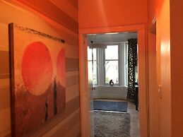 Great location 1 Bedroom Scotstoun Flat