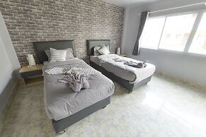 Livit70's hotel & hostel