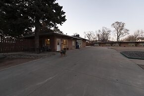 Cedar Inn