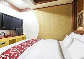 Couple Motel