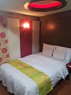 Couple Motel