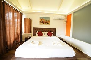 Sunset & Waves Resort