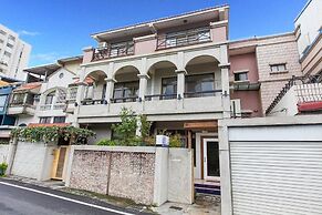 C T House