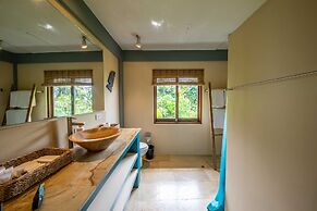 Karuna El Nido Villas