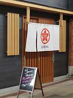 Azalea - Hostel