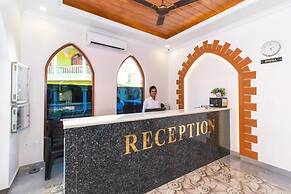 Larios Beach Holidays