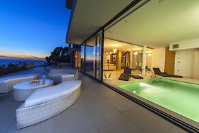 Golden Rays Luxury Villas