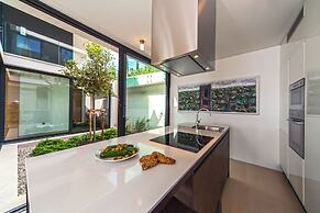 Golden Rays Luxury Villas