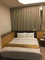 Ri Yue Hu Pan Hotel