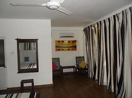 River edge Bungalow