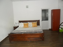 River edge Bungalow