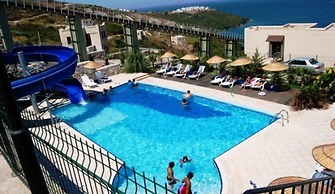 Royal Heights Adabuku 3 Bedrooms Villa