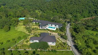 Monlada Khaoyai