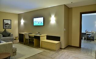 Mantis EPIC Hotel & Suites