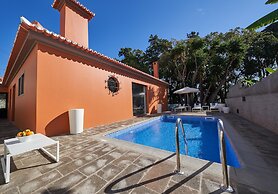 Funchal Charming Villa for 2 at 4 Pers.