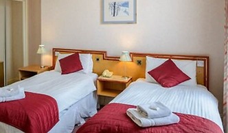 Russell Hotel