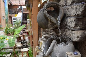 Hostal Valle Mistral - Hostel