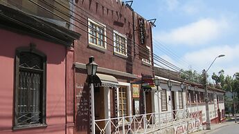 Hostal Valle Mistral - Hostel