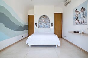 Nazeki Villa