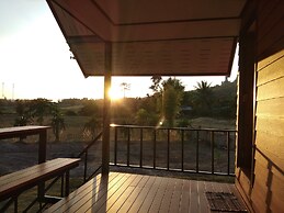 Thong Hug House Resort