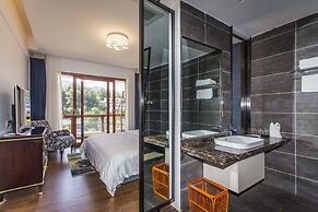 Leading Men Hotel