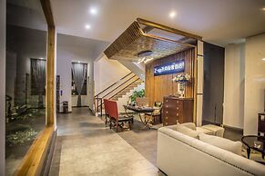 Leading Men Hotel