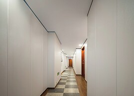 Leading Men Hotel