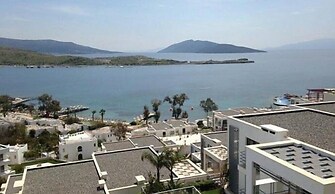Gumbet Luxury Villa - 3 Bedrooms
