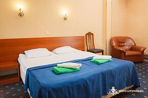 Kiparis Hotel