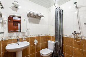 Kiparis Hotel