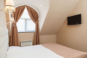 Kiparis Hotel