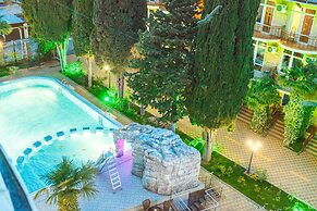 Kiparis Hotel