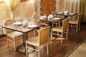 Kiparis Hotel