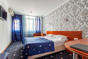 Kiparis Hotel