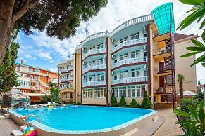 Kiparis Hotel