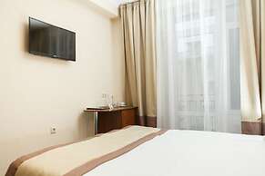 Kiparis Hotel