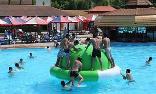 Atlant Holiday Village
